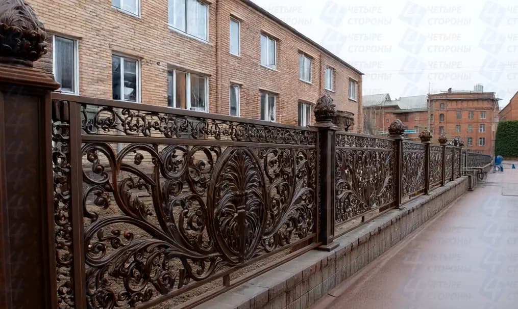 Кованый забор под ключ (штамповка + монтаж, 5 мм)